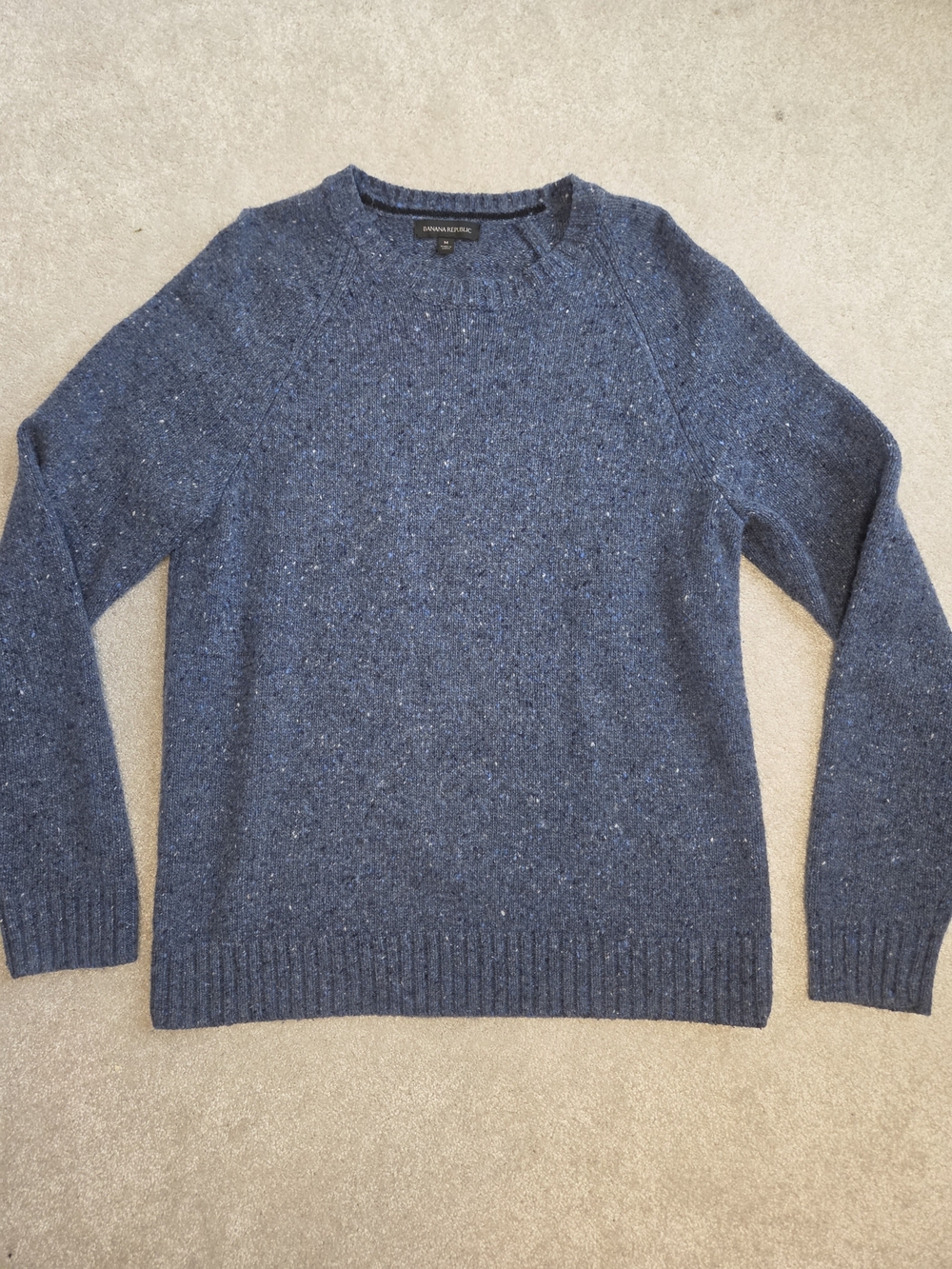 Crewneck Sweater Size Medium, Mens, Navy. Banana Republic